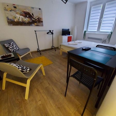 Lotta Apartment Belgrade Chambre photo